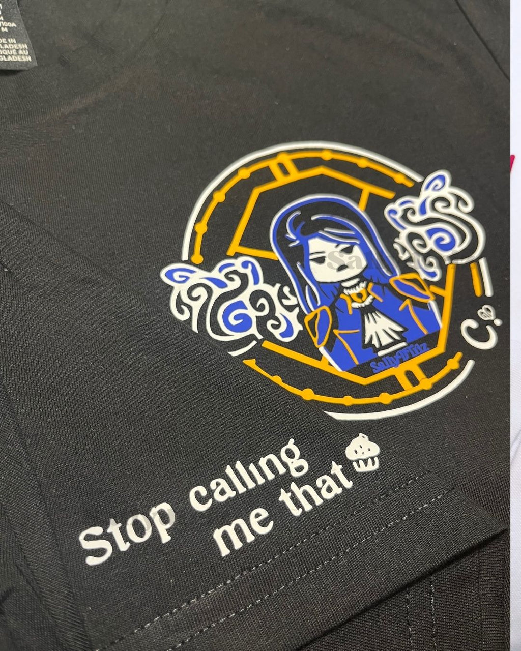 Arcane Caitlyn y Vi camisetas